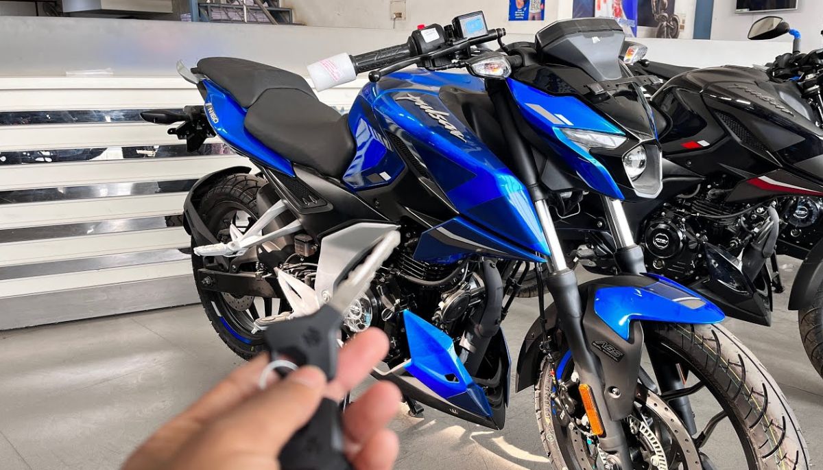 2024 Bajaj Pulsar N160 Dual Channel ABS Price 